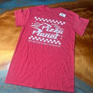 NWT Disney Toy Story Pizza Planet Red White Graphic T-Shirt adult size small